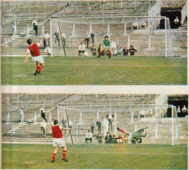 Puskás Ferenc és Gordon Banks a Highbury-ben