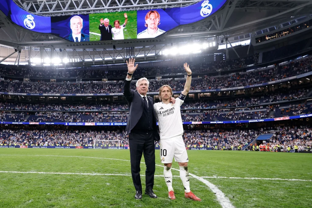 Luka Modrić és Ancelotti (forrás: realmadrid.com)