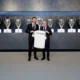 Xabi Alonso és Florentino Pérez (forrás: realmadrid.com)