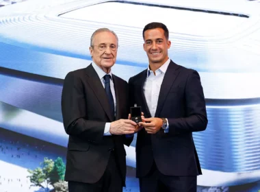 Florentino Pérez és Lucas Vázquez (forrás: realmadrid.com)