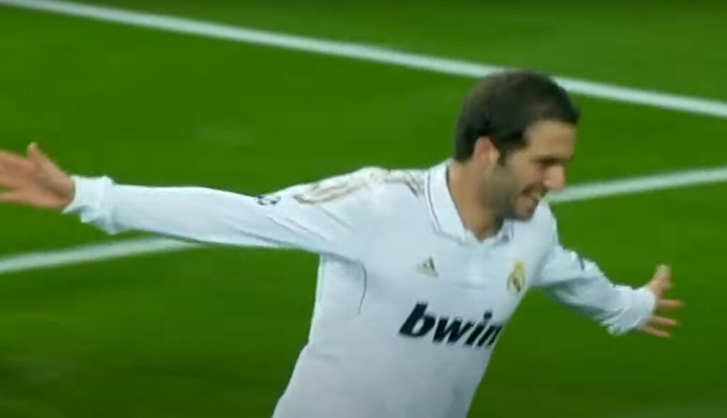 Higuaín (forrás: youtube screenshot)