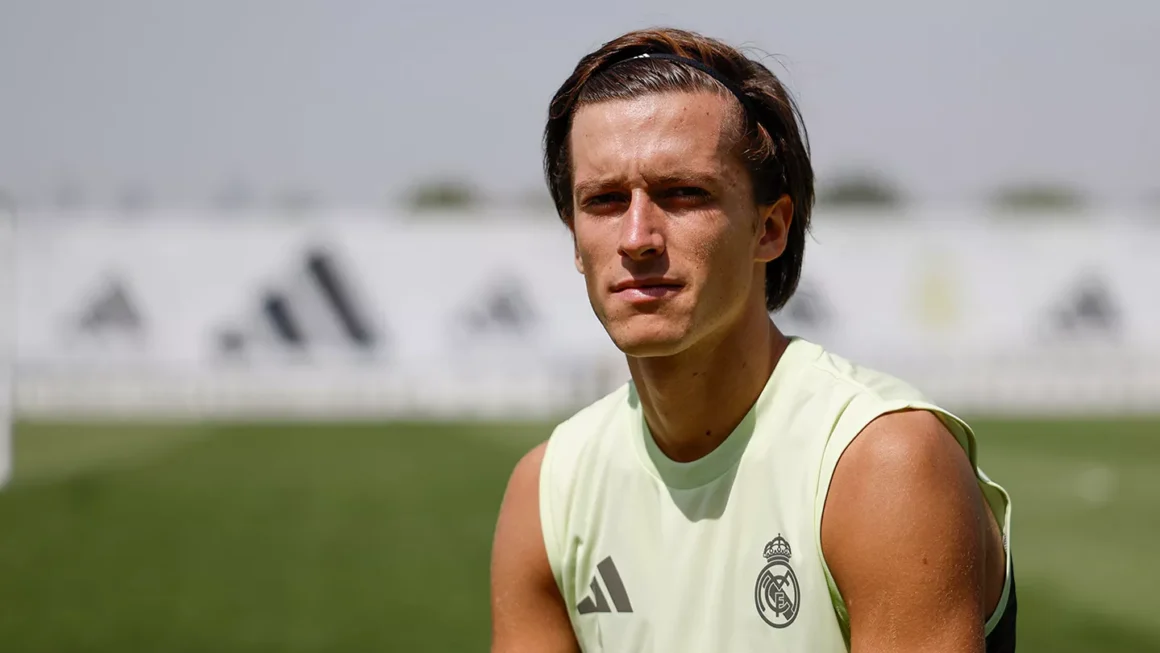 Álvaro Carreras (forrás: realmadrid.com)