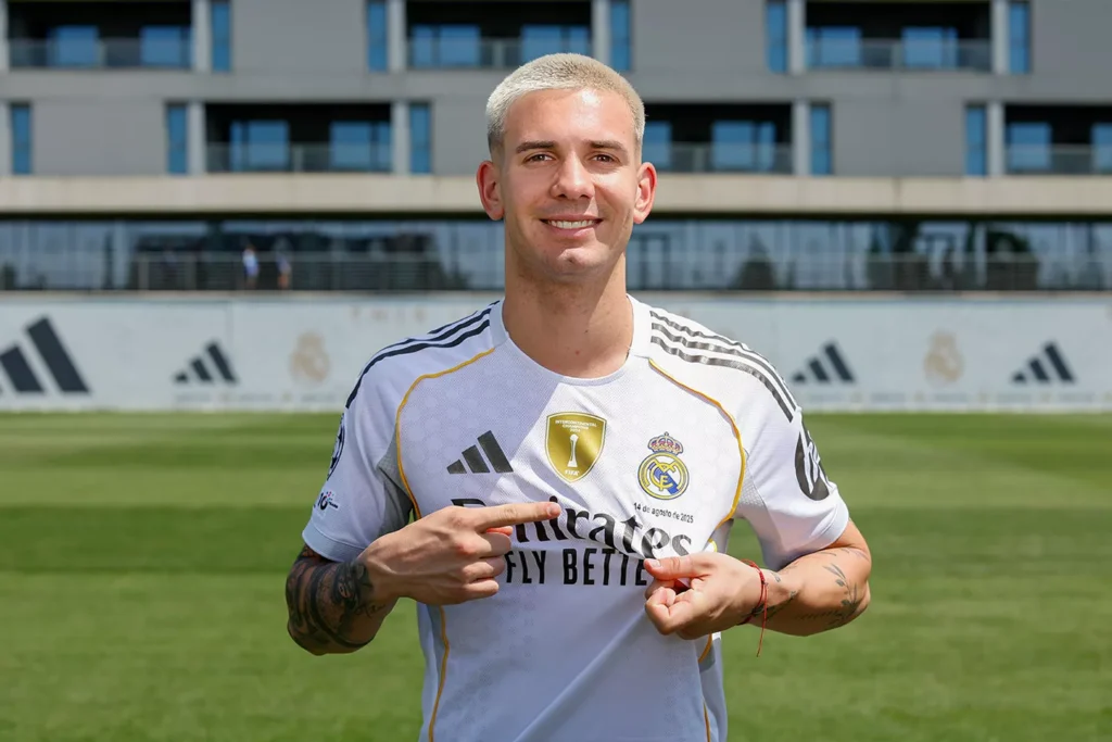 Franco Mastantuono (forrás: realmadrid.com)