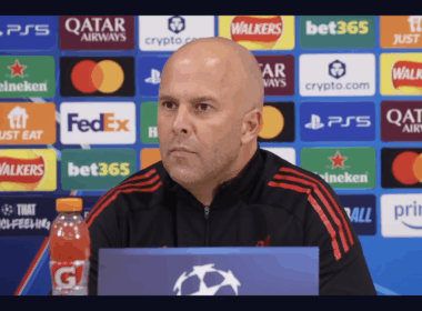 Arne Slot kép forrása: youtube screenshot (This is Anfield)