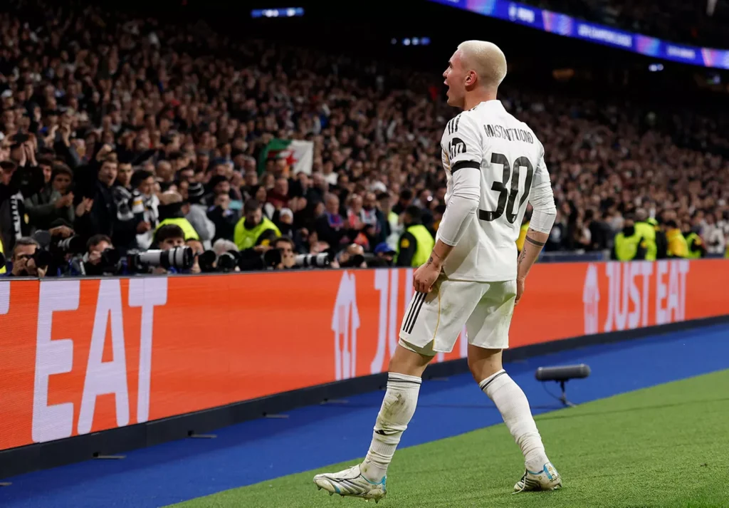Franco Mastantuono (forrás: realmadrid.com)