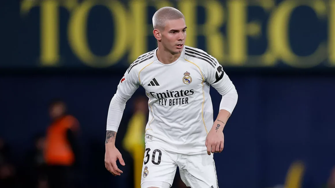 Franco Mastantuono (forrás: realmadrid.com)