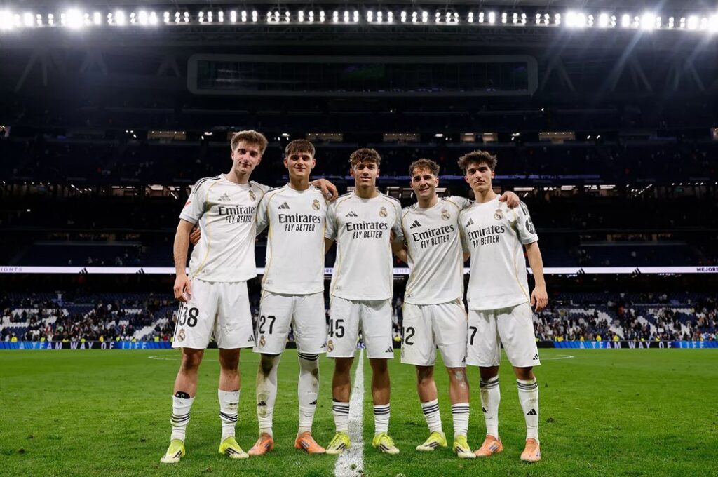 A La Fabricá büszkeségei: César Palacios, Diego Aguado, Thiago Pitarch, Daniel Yáñez és Manuel Ángel (forrás: realmadrid.com)