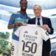Camavinga és Florentino Pérez (forrás: realmadrid.com)