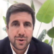 Enrique Riquelme a La Vanguardia interjúja közben (forrás: www.youtube.com/@LaVanguardia)