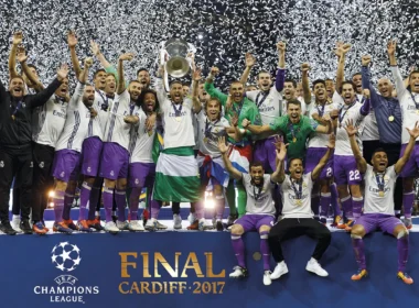 Real Madrid a Tizenkettedik BL-trófeával (forrás: realmadrid.com)