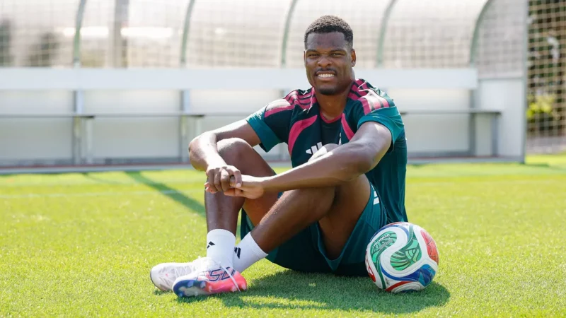 Denzel Dumfries (forrás: realmadrid.com)