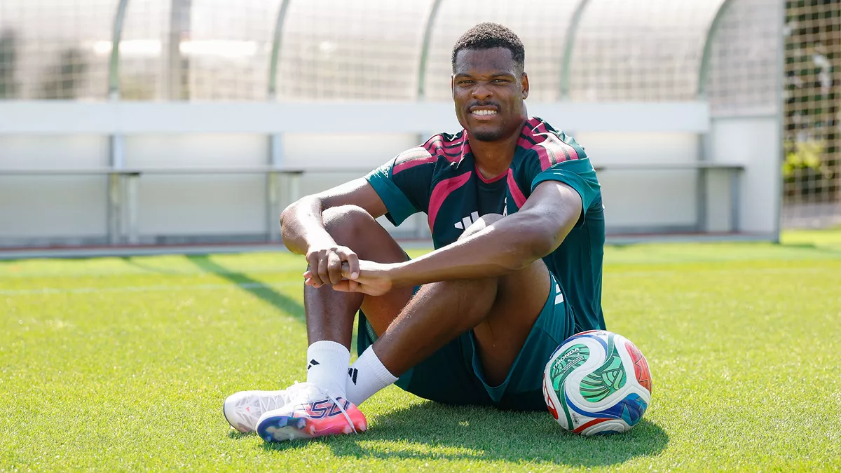 Denzel Dumfries (forrás: realmadrid.com)