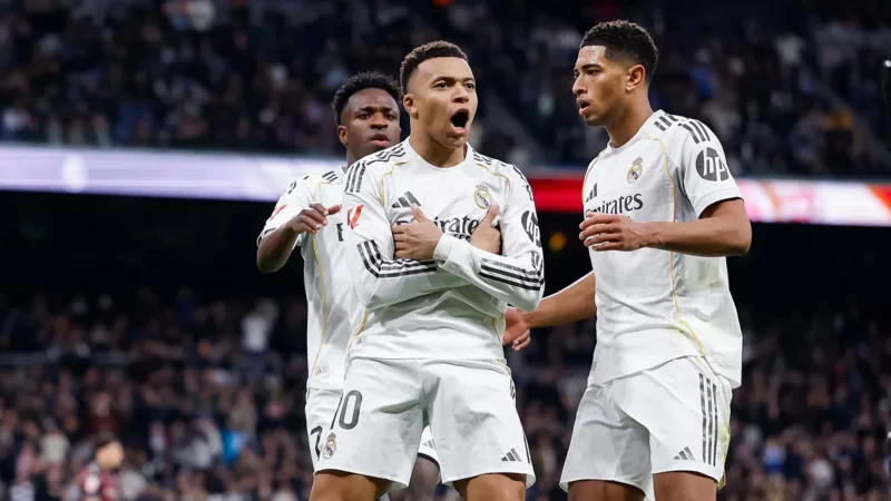 Mbappé, Bellingham és Vini Jr. (kép: realmadrid.com)