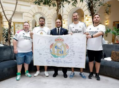 A Peña Madridista Húngara találkozója Roberto Carlosszal.