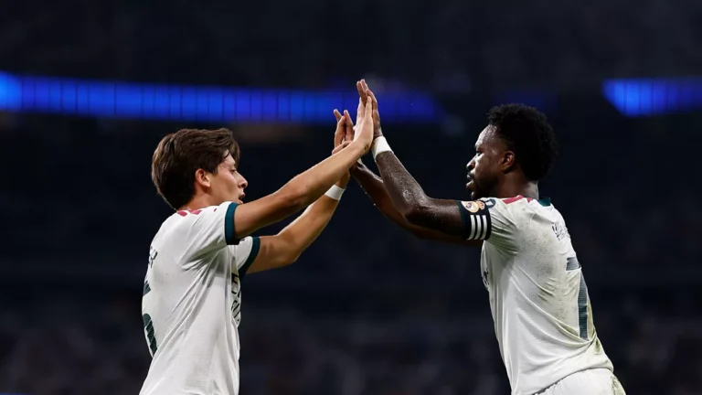 Arda és Vini Jr. (forrás: realmadrid.com)