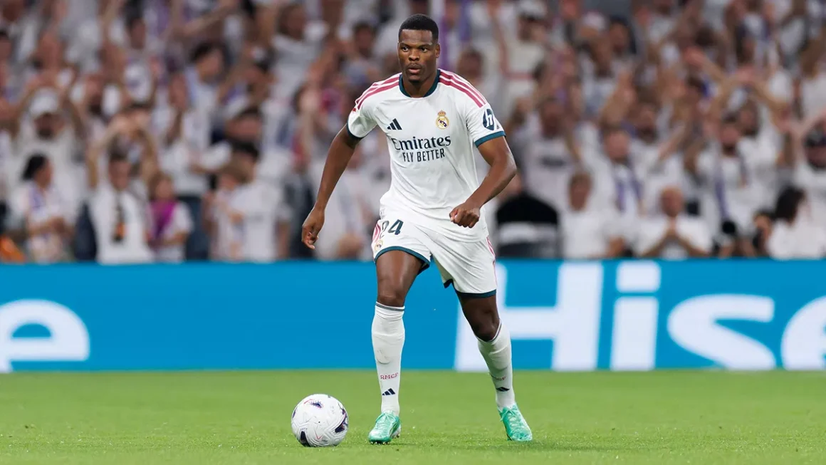 Denzel Dumfries (forrás: realmadrid.com)