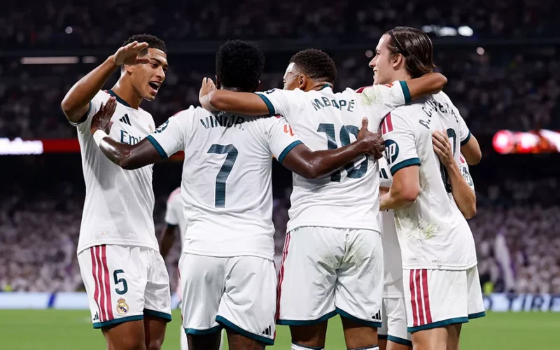 Bellingham, Vini Jr., Mbappé, Carreras (forrás: realmadrid.com)