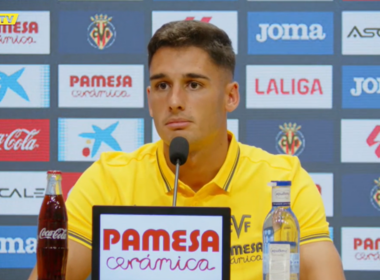 Sergi Cardona (forrás: www.youtube.com/@villarrealcf - screenshot)