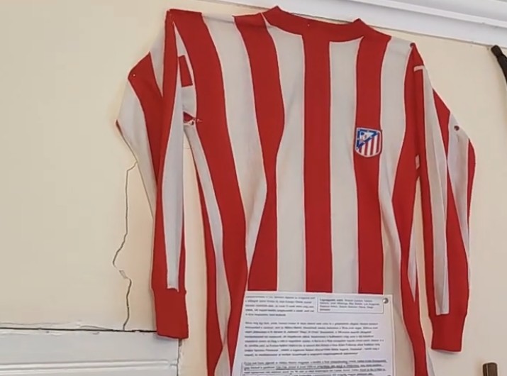 Tóth Zele József Atlético Madrid meze (forrás: Tóth-Zele József engedélyével) 